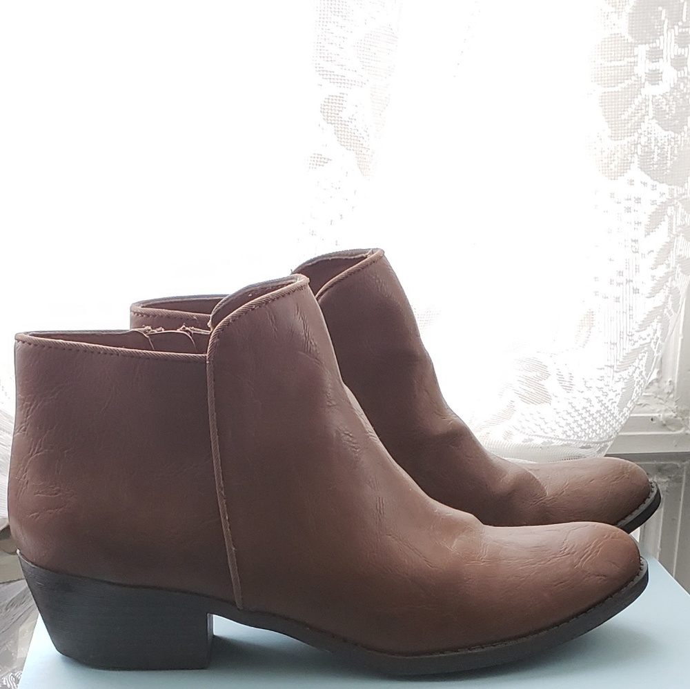 Madden Girl Boeleroo Ankle Booties